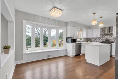 914 W Noyes Street, Arlington Heights, IL 60005 - Photo 12