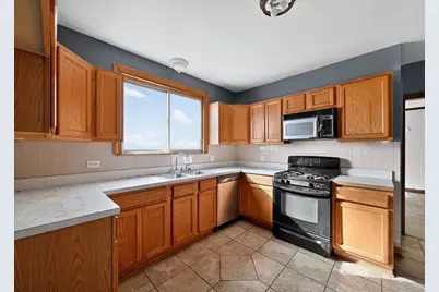 833 S 21st Avenue, Maywood, IL 60153 - Photo 10
