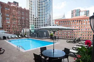 111 E Chestnut St, Chicago, IL 60611 - Photo 20