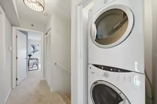 2208 W Diversey Ave, Chicago, IL 60647 - Photo 18