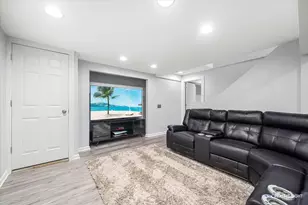 102 Chelsea Ave, Sugar Grove, IL 60554 - Photo 22