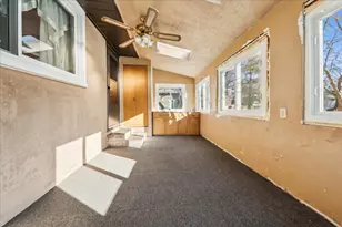 221 58th St, Clarendon Hills, IL 60514 - Photo 16