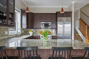 1031 W Newport Ave, Chicago, IL 60657 - Photo 10