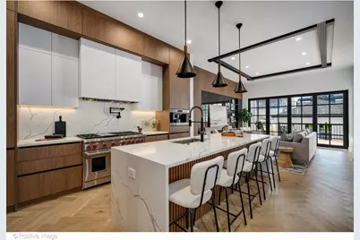 3446 N Oakley Avenue, Chicago, IL 60618 - Photo 8