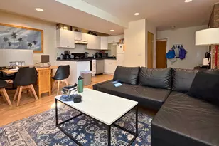 3451 N Halsted St, Chicago, IL 60657 - Photo 2