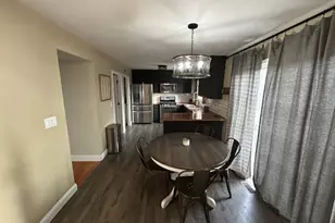 29 Ivanhoe Ln, Cary, IL 60013 - Photo 14