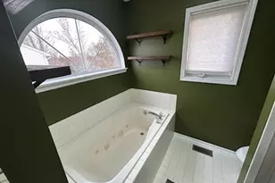 29 Ivanhoe Ln, Cary, IL 60013 - Photo 20