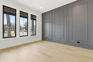 135 Elmore St, Park Ridge, IL 60068 - Photo 4