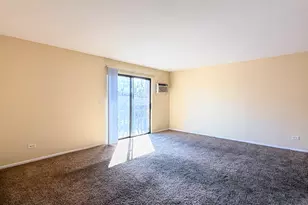 645 Virginia Rd, Crystal Lake, IL 60014 - Photo 4