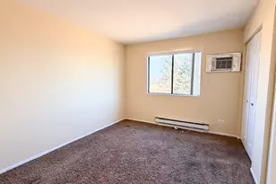 645 Virginia Rd, Crystal Lake, IL 60014 - Photo 6