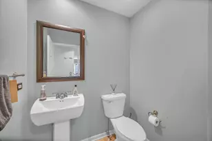 91 Manchester Dr, Buffalo Grove, IL 60089 - Photo 8