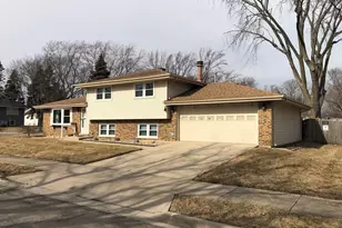 2319 Taylor St, Joliet, IL 60435 - Photo 1