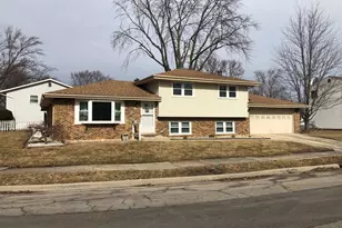 2319 Taylor St, Joliet, IL 60435 - Photo 4