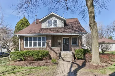 354 Hawthorne Boulevard, Glen Ellyn, IL 60137 - Photo 1