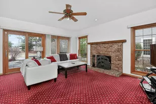 1518 Pine View Ct, Darien, IL 60561 - Photo 12