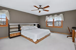 1518 Pine View Ct, Darien, IL 60561 - Photo 14