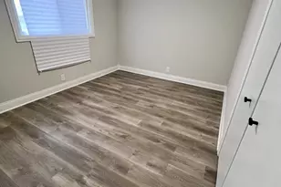 7808 Central Ave, Burbank, IL 60459 - Photo 10