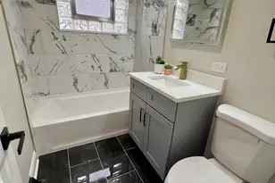 7808 Central Ave, Burbank, IL 60459 - Photo 8