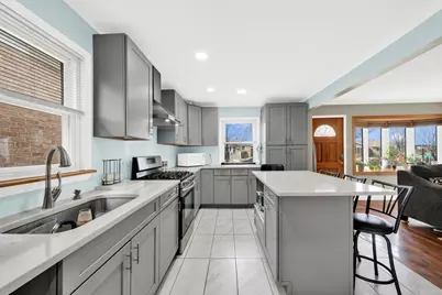 7709 Neenah Avenue, Burbank, IL 60459 - Photo 4