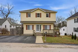 27071 N Ridge St, Wauconda, IL 60084 - Photo 1