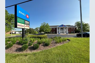 450 E Higgins Road, Elk Grove Village, IL 60007 - Photo 1