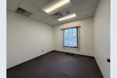 450 E Higgins Road, Elk Grove Village, IL 60007 - Photo 20