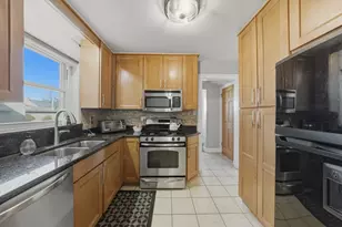 1138 Cleveland Ave, La Grange Park, IL 60526 - Photo 10