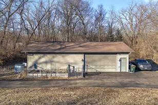 5405 Deerfield Dr, Morris, IL 60450 - Photo 4