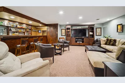 [Address not provided], Deerfield, IL 60015 - Photo 16