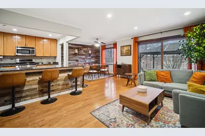 [Address not provided], Deerfield, IL 60015 - Photo 4