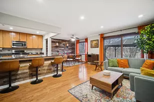 [Address not provided], Deerfield, IL 60015 - Photo 4