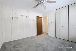 7302 Chevy Chase Ct, Fox Lake, IL 60020 - Photo 16