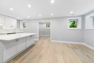 935 W Winona St, Chicago, IL 60640 - Photo 6