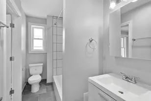 7638 N Eastlake Terrace, Chicago, IL 60626 - Photo 6