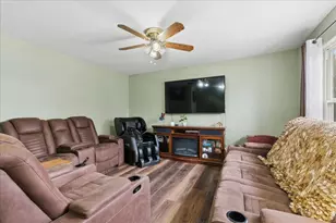 [Address not provided], Joliet, IL 60431 - Photo 2