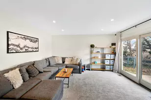 1045 Browning Ln, Lake Zurich, IL 60047 - Photo 16