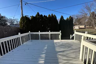 325 Central Ave, Willowbrook, IL 60527 - Photo 16