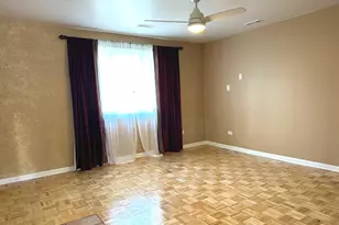 325 Central Ave, Willowbrook, IL 60527 - Photo 14