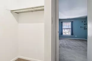 530 Devonshire Ln, Crystal Lake, IL 60014 - Photo 14