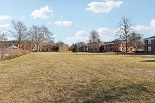 530 Devonshire Ln, Crystal Lake, IL 60014 - Photo 24