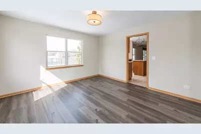 18184 W Old Pine Court, Gurnee, IL 60031 - Photo 10