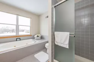 18184 W Old Pine Ct, Gurnee, IL 60031 - Photo 24