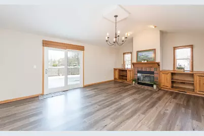 18184 W Old Pine Court, Gurnee, IL 60031 - Photo 8