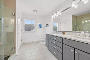 2137 Dauntless Dr, Glenview, IL 60026 - Photo 16