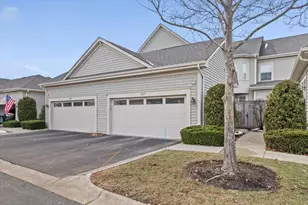 2137 Dauntless Dr, Glenview, IL 60026 - Photo 4