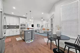 2137 Dauntless Dr, Glenview, IL 60026 - Photo 12