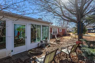 2830 28th St, Rock Island, IL 61201 - Photo 30