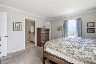 2830 28th St, Rock Island, IL 61201 - Photo 10