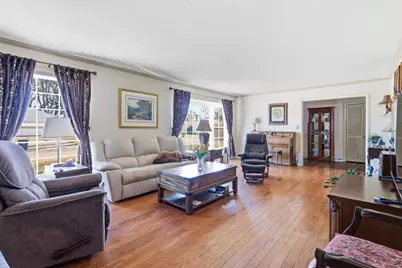 2830 28th Street, Rock Island, IL 61201 - Photo 2