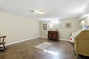 2830 28th St, Rock Island, IL 61201 - Photo 22